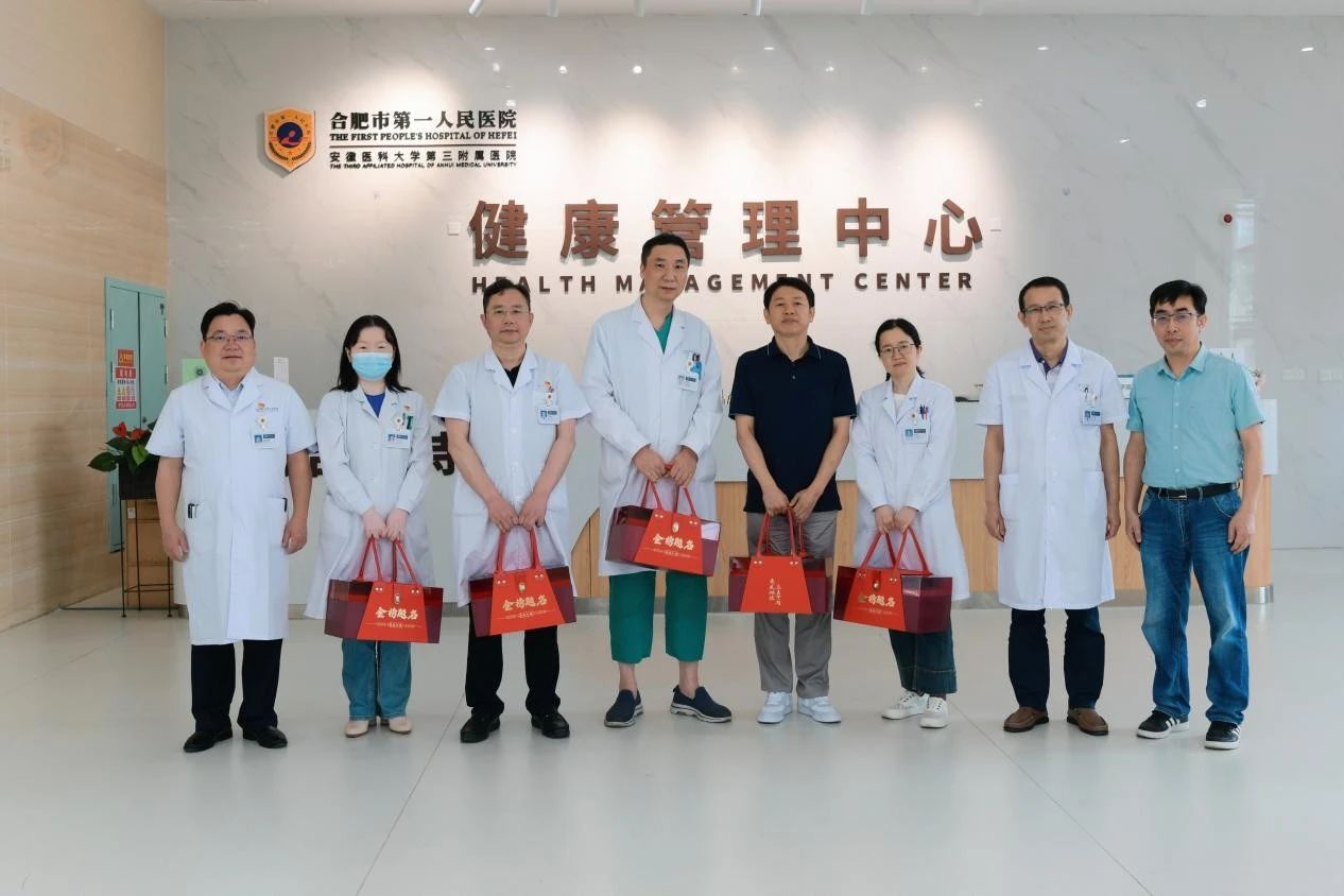 4b7553ce8902703bd7cb319e7bbb117e